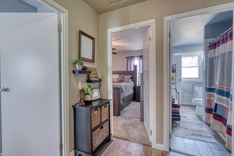 Tiny photo for 313 W Buena Vista Road, Evansville, IN 47710 (MLS # 202611731)