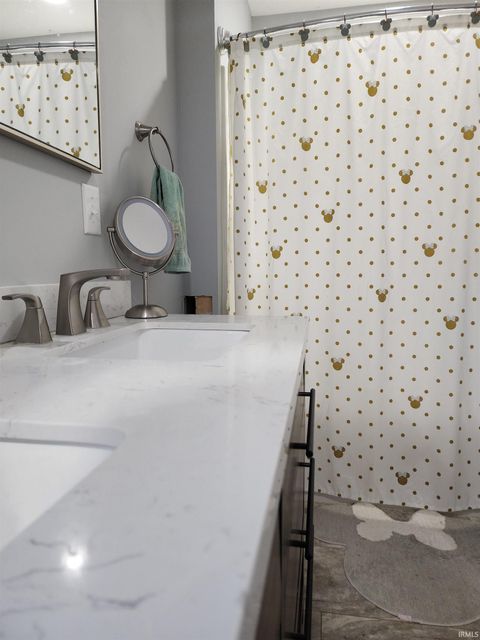 Tiny photo for 44 Sherwood Lane, Bedford, IN 47421 (MLS # 202602801)