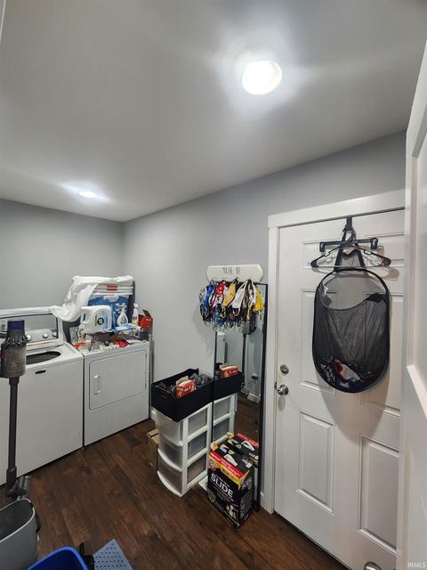 Tiny photo for 44 Sherwood Lane, Bedford, IN 47421 (MLS # 202602801)