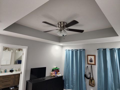 Tiny photo for 44 Sherwood Lane, Bedford, IN 47421 (MLS # 202602801)