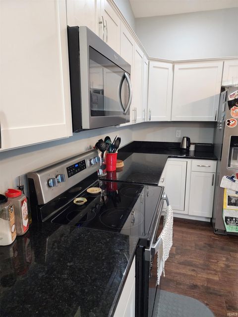 Tiny photo for 44 Sherwood Lane, Bedford, IN 47421 (MLS # 202602801)