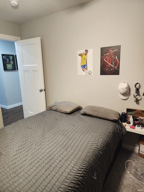 Tiny photo for 44 Sherwood Lane, Bedford, IN 47421 (MLS # 202602801)