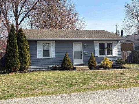 Photo of 2172 Enlow Avenue, Evansville, IN 47711 (MLS # 202610411)