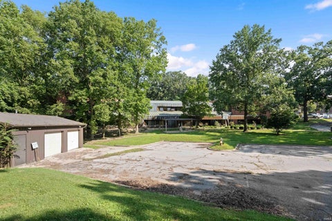 Tiny photo for 1015 Michigan Avenue, Logansport, IN 46974 (MLS # 202632587)