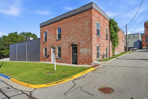 Photo of 111 W Hazel Street, Albion, IN 46701 (MLS # 202635230)