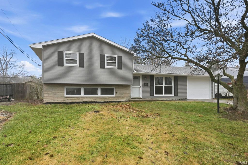 Photo of 348 W Tyland Boulevard, New Haven, IN 46774 (MLS # 202549730)