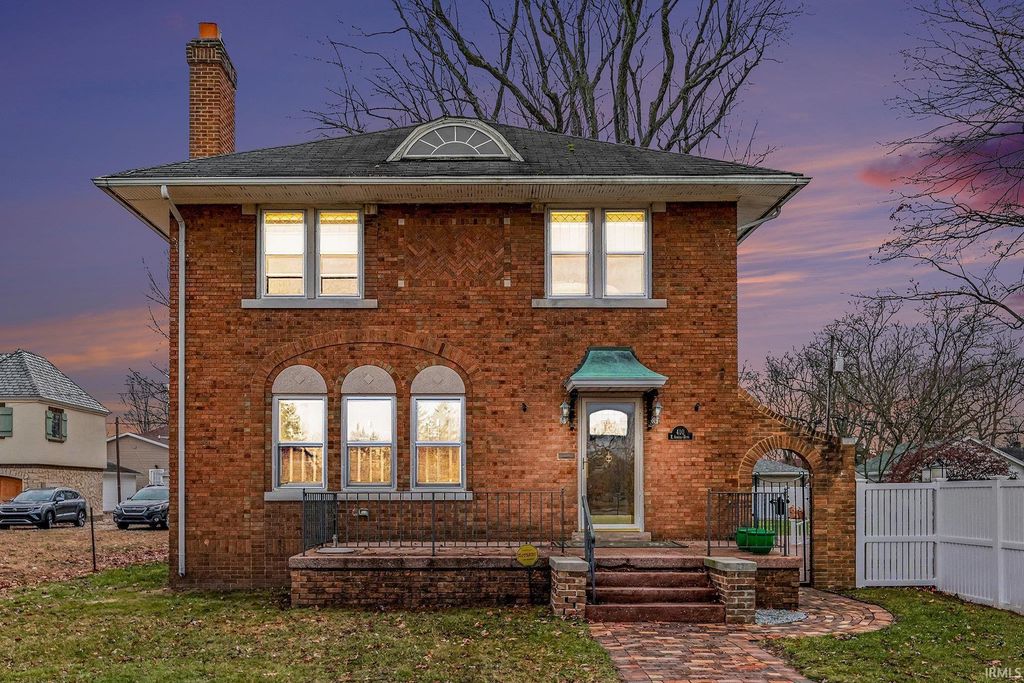 Photo of 410 E Angela Boulevard, South Bend, IN 46617 (MLS # 202601462)