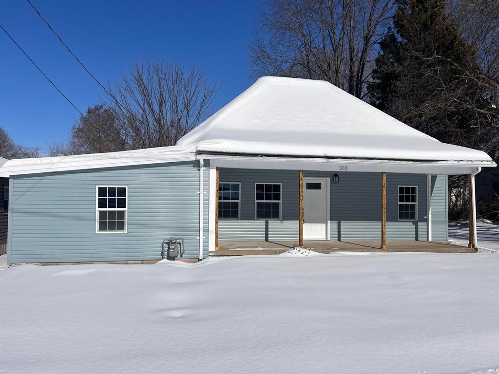 Photo of 303 E North Street, Winslow, IN 47598 (MLS # 202602872)