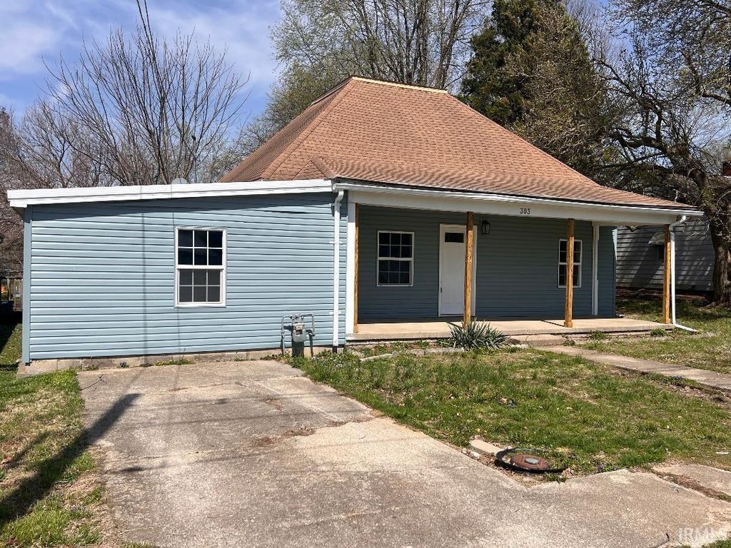 Photo of 303 E North Street, Winslow, IN 47598 (MLS # 202602872)