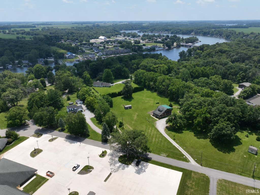 Photo of 335 Tioga Road, Monticello, IN 47960 (MLS # 202626575)