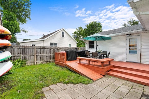 Tiny photo for 718 S Maple Street, Monticello, IN 47960 (MLS # 202624381)