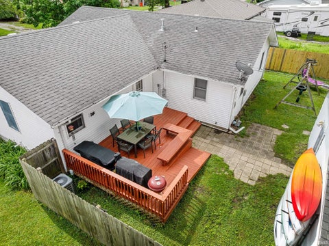 Tiny photo for 718 S Maple Street, Monticello, IN 47960 (MLS # 202624381)