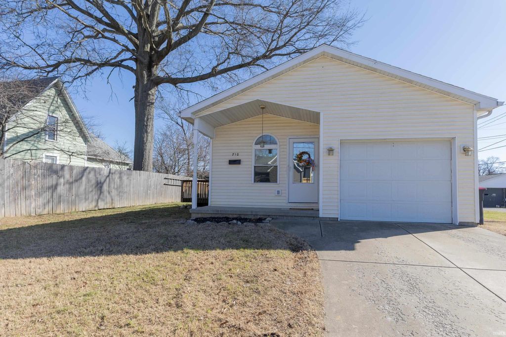 Photo of 710 S 5th Street, Boonville, IN 47601 (MLS # 202605452)