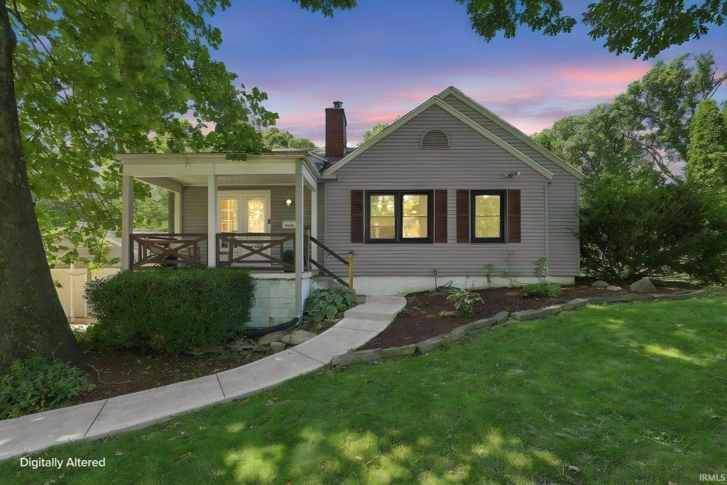 Photo of 3365 Garland Avenue, Fort Wayne, IN 46805 (MLS # 202634717)
