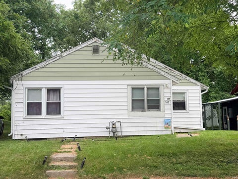 Tiny photo for 512 S Talley Avenue, Muncie, IN 47303 (MLS # 202630521)
