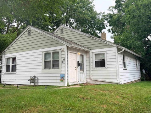 Photo of 512 S Talley Avenue, Muncie, IN 47303 (MLS # 202630521)