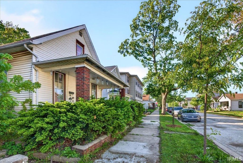 Photo of 1029 N 6th Street, Lafayette, IN 47904 (MLS # 202616421)