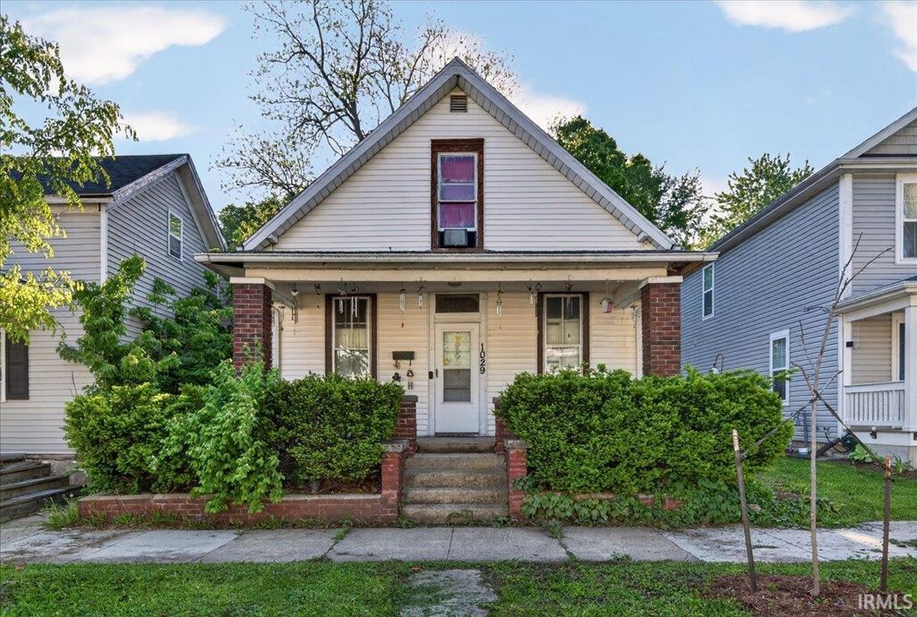 Photo of 1029 N 6th Street, Lafayette, IN 47904 (MLS # 202616421)