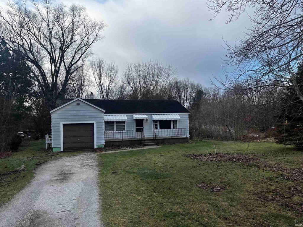 Photo of 4195 E 200 S Road, Knox, IN 46534 (MLS # 202609170)