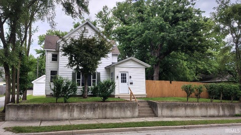 Photo of 520 Virginia Avenue, Elkhart, IN 46516 (MLS # 202627816)