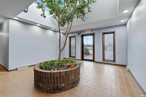 Tiny photo for 3201 E Center Street, Warsaw, IN 46582 (MLS # 202616759)