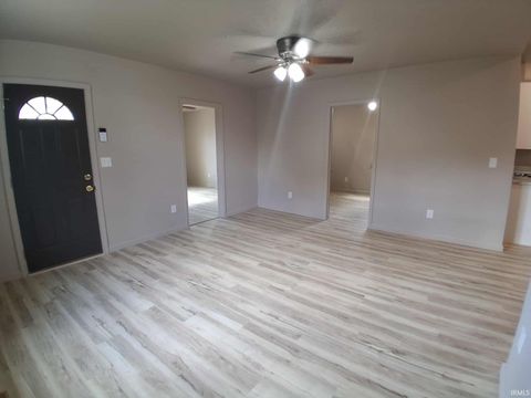 Tiny photo for 818 East Buckley Street, Kokomo, IN 46901 (MLS # 202543088)
