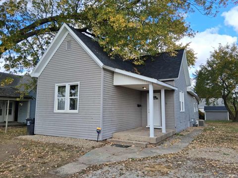 Tiny photo for 818 East Buckley Street, Kokomo, IN 46901 (MLS # 202543088)