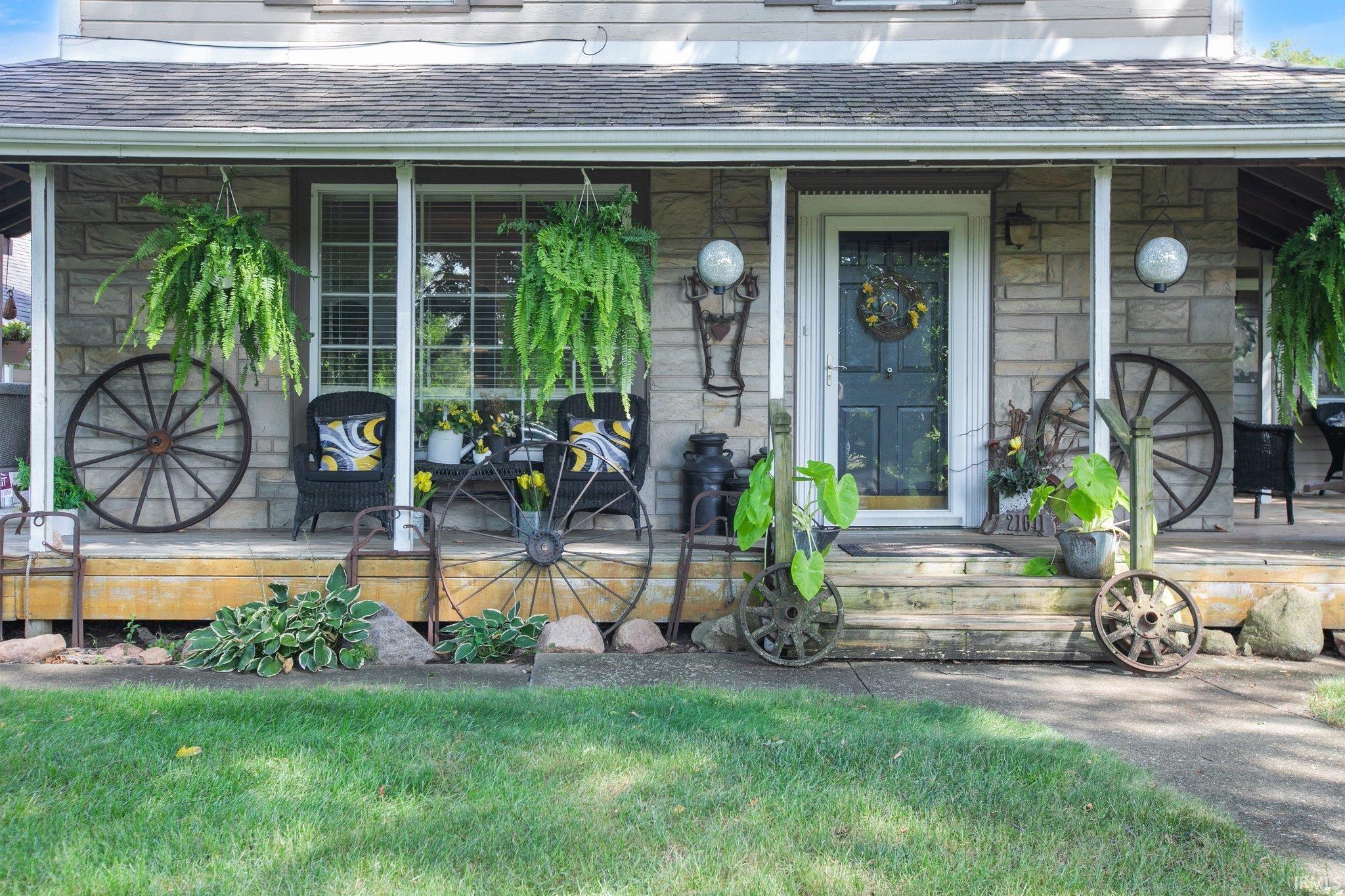 Bristol, Indiana 46507, United States, 3 Bedrooms Bedrooms, ,2 BathroomsBathrooms,Residential,Pending,47503