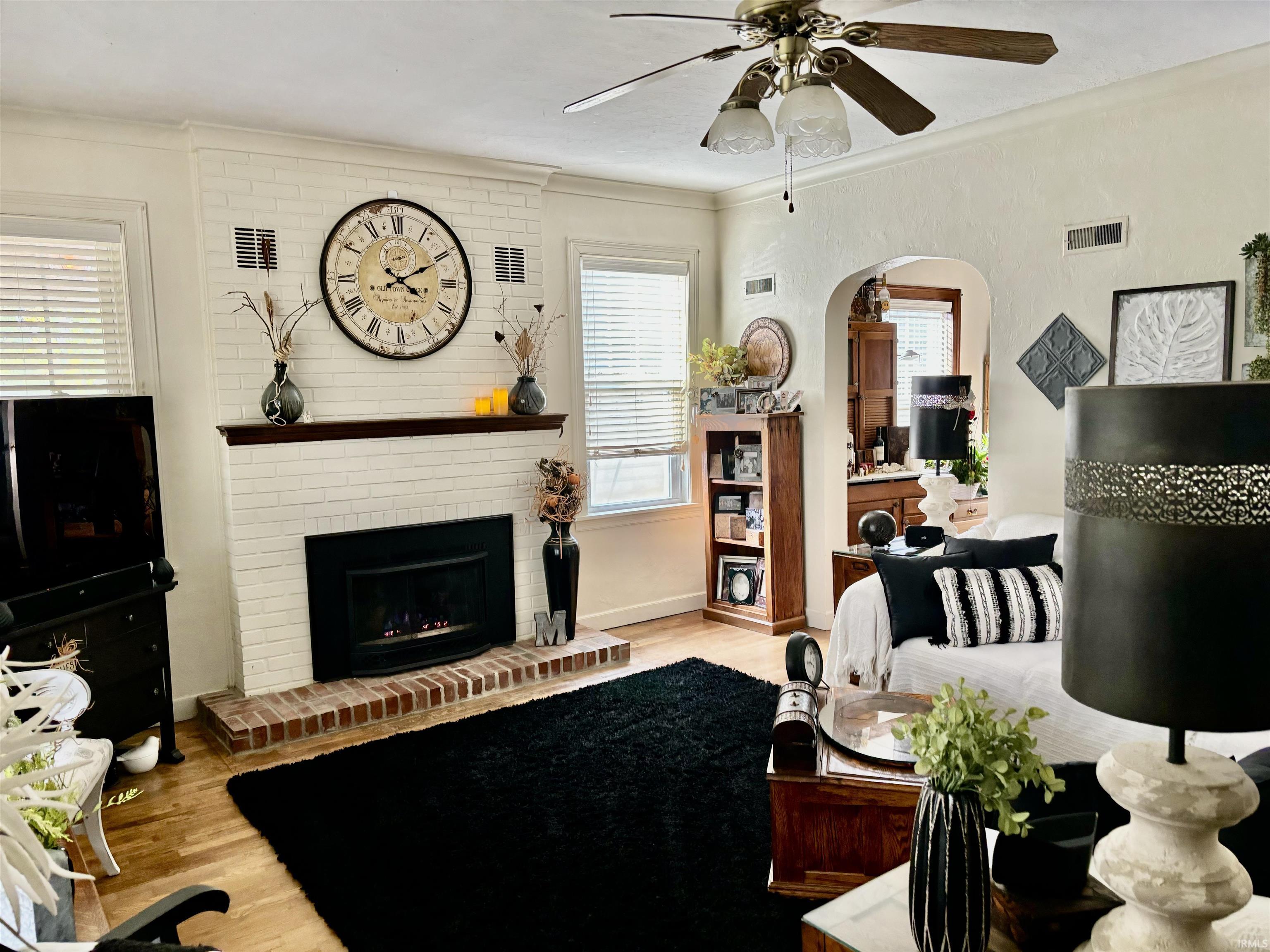 Bristol, Indiana 46507, United States, 3 Bedrooms Bedrooms, ,2 BathroomsBathrooms,Residential,Pending,47503