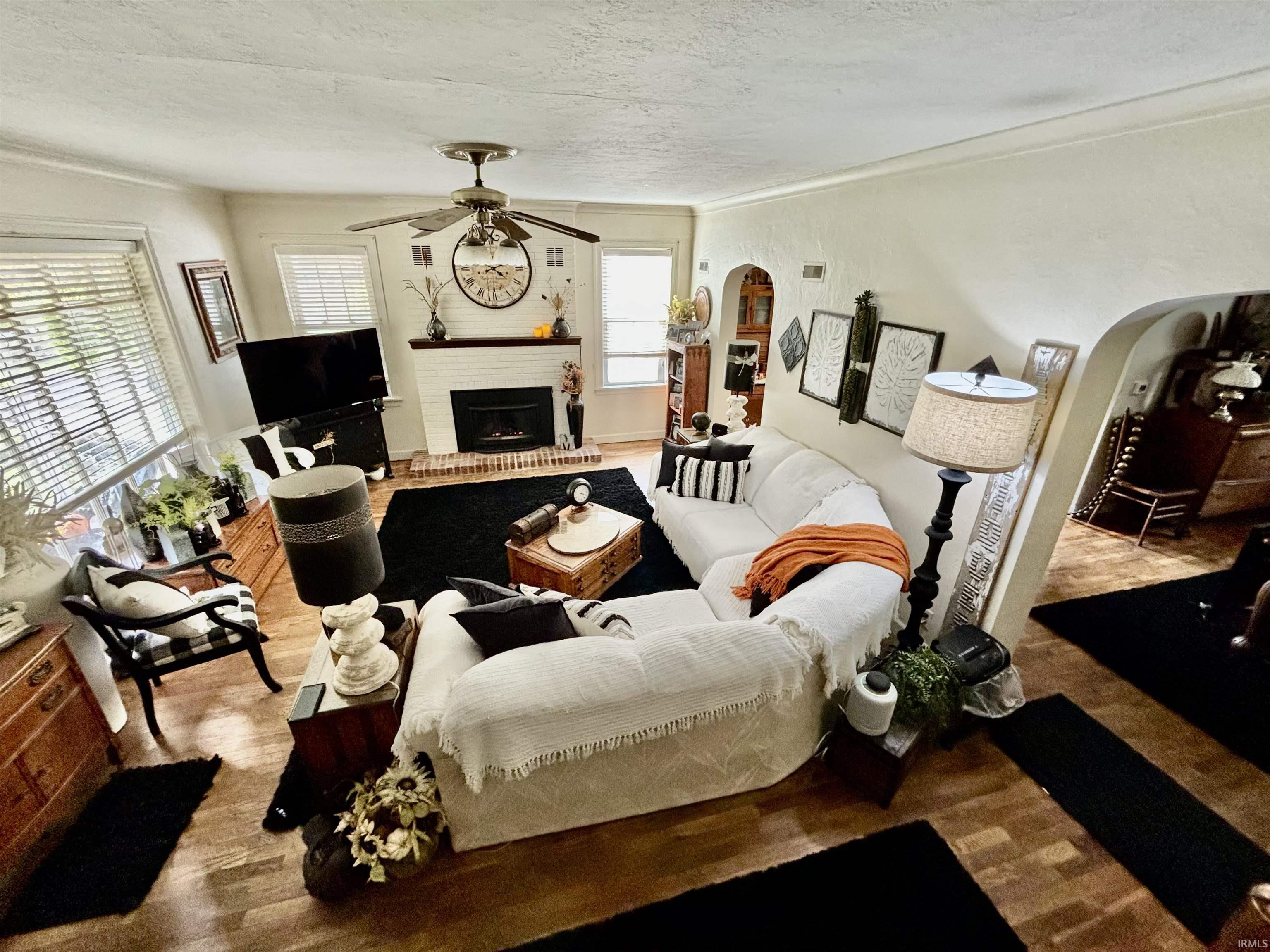 Bristol, Indiana 46507, United States, 3 Bedrooms Bedrooms, ,2 BathroomsBathrooms,Residential,Pending,47503