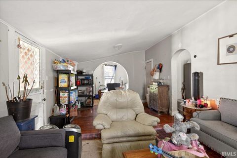 Tiny photo for 710 S 27th Street, Lafayette, IN 47904 (MLS # 202616583)
