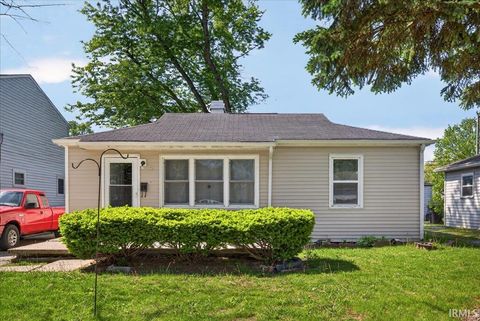 Photo of 1113 Sarasota Drive, Lafayette, IN 47909 (MLS # 202616572)