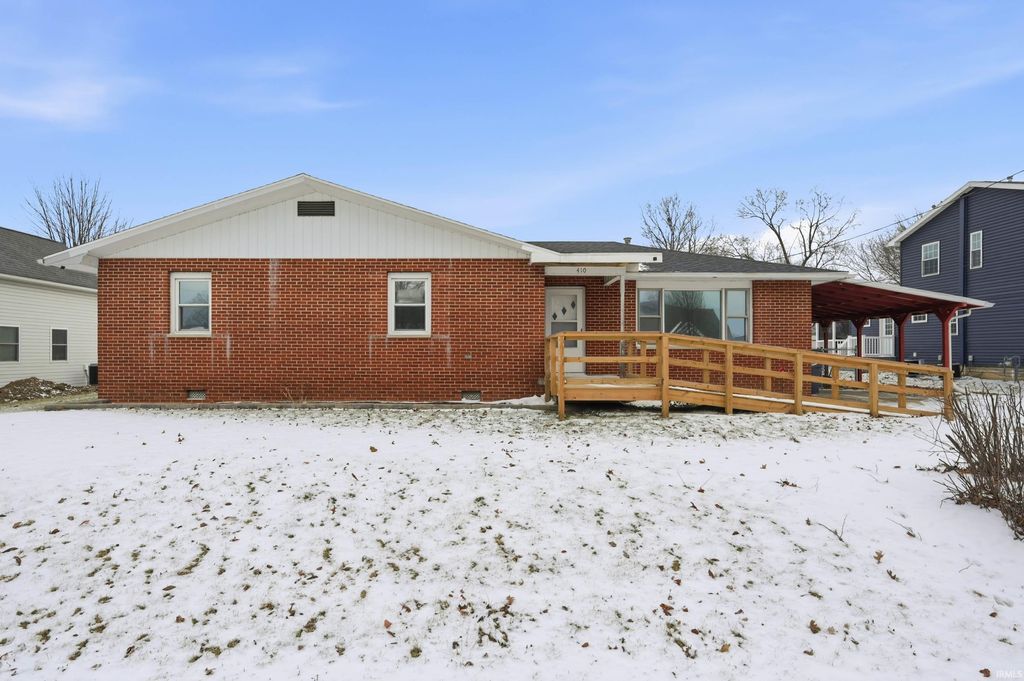 Photo of 410 N Mulberry Street, Farmland, IN 47340 (MLS # 202601993)