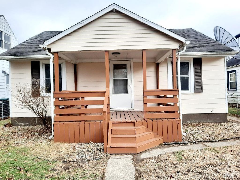 Photo of 2314 S Ebright Street, Muncie, IN 47302 (MLS # 202605695)