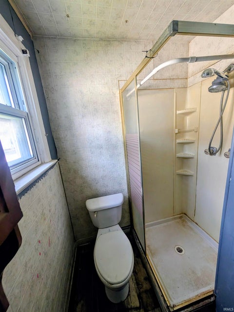 Tiny photo for 309 S Main Street, Lakeville, IN 46536 (MLS # 202629401)