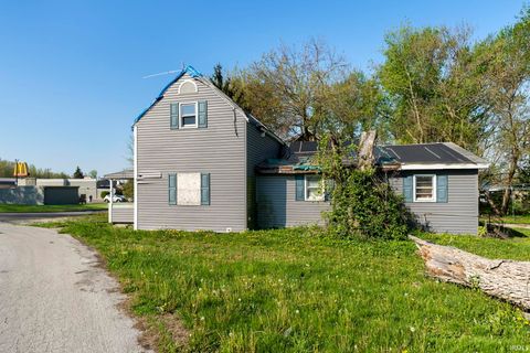 Tiny photo for 411 W Franklin Street, Delphi, IN 46923 (MLS # 202614711)
