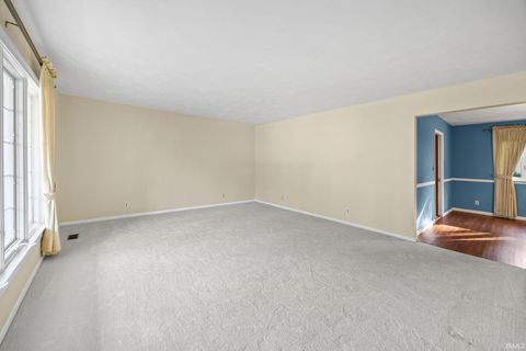 Tiny photo for 561 Golden Place, Lafayette, IN 47905 (MLS # 202541028)