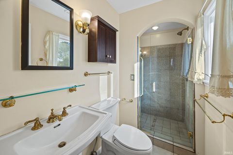 Tiny photo for 561 Golden Place, Lafayette, IN 47905 (MLS # 202541028)