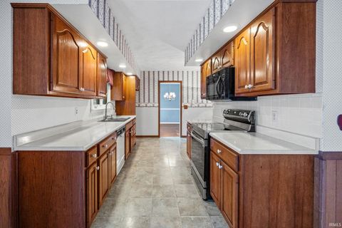 Tiny photo for 561 Golden Place, Lafayette, IN 47905 (MLS # 202541028)