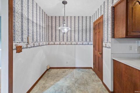 Tiny photo for 561 Golden Place, Lafayette, IN 47905 (MLS # 202541028)
