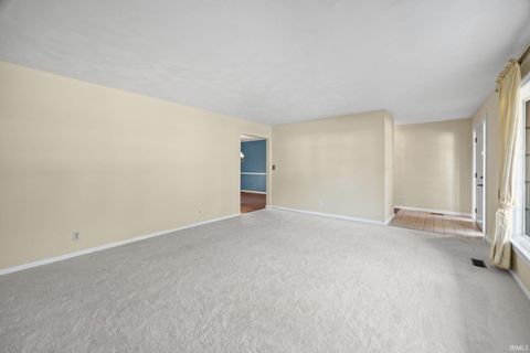 Tiny photo for 561 Golden Place, Lafayette, IN 47905 (MLS # 202541028)