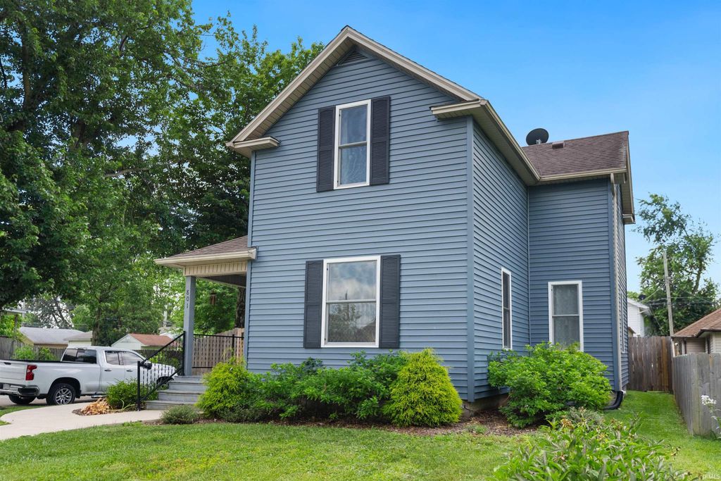 Photo of 801 Greenlawn Avenue, Fort Wayne, IN 46808 (MLS # 202623018)