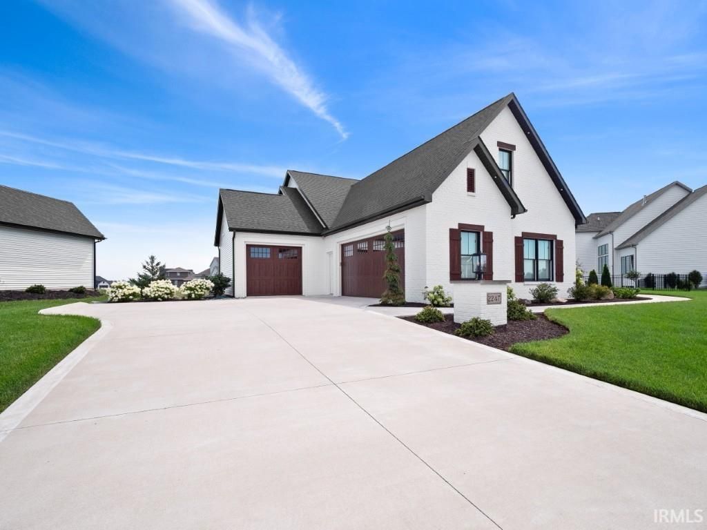 Photo of 2247 Mercato Bay, Fort Wayne, IN 46814 (MLS # 202544431)