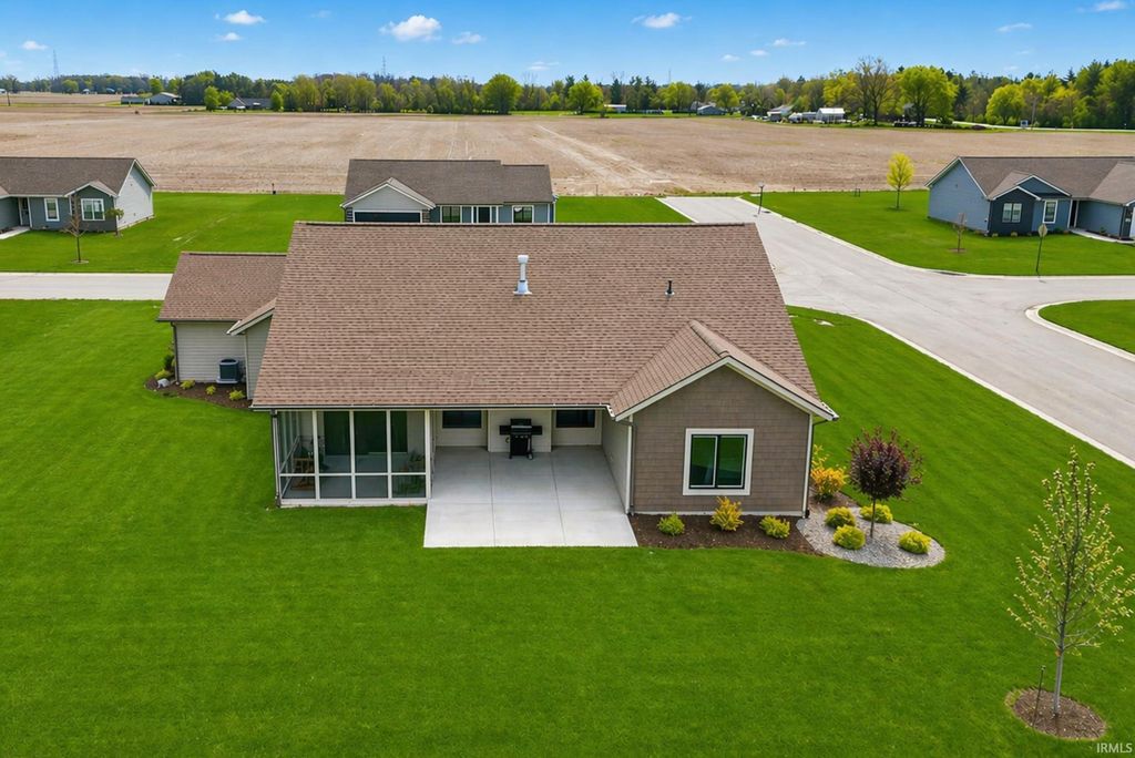Photo of 408 Cottonwood Court, Markle, IN 46770 (MLS # 202614575)