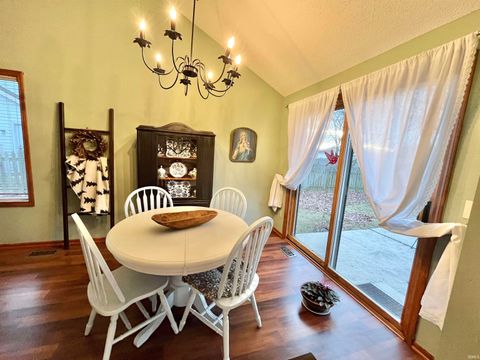 Tiny photo for 9433 Robin Meadow Place, Fort Wayne, IN 46835 (MLS # 202545467)