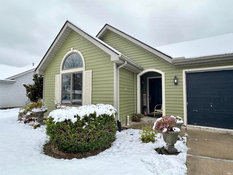 Tiny photo for 9433 Robin Meadow Place, Fort Wayne, IN 46835 (MLS # 202545467)