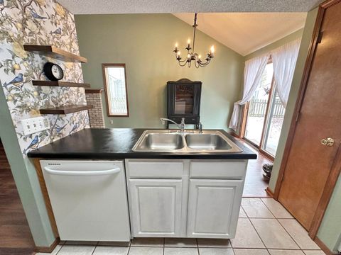 Tiny photo for 9433 Robin Meadow Place, Fort Wayne, IN 46835 (MLS # 202545467)