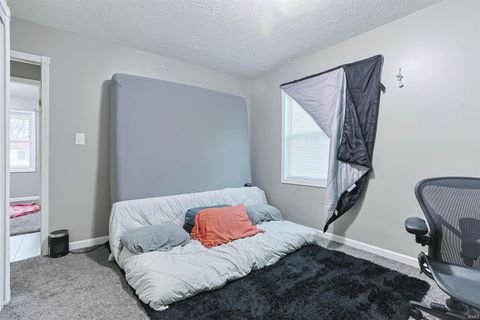 Tiny photo for 2122 N Elmer Street, South Bend, IN 46628 (MLS # 202612681)