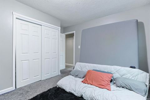 Tiny photo for 2122 N Elmer Street, South Bend, IN 46628 (MLS # 202612681)