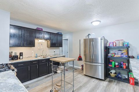 Tiny photo for 2122 N Elmer Street, South Bend, IN 46628 (MLS # 202612681)